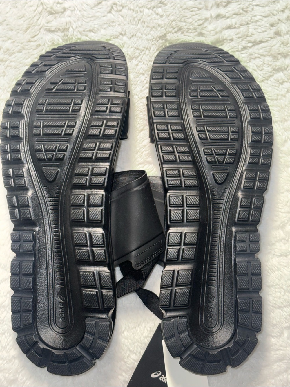 Asics - Picture 4 of 4